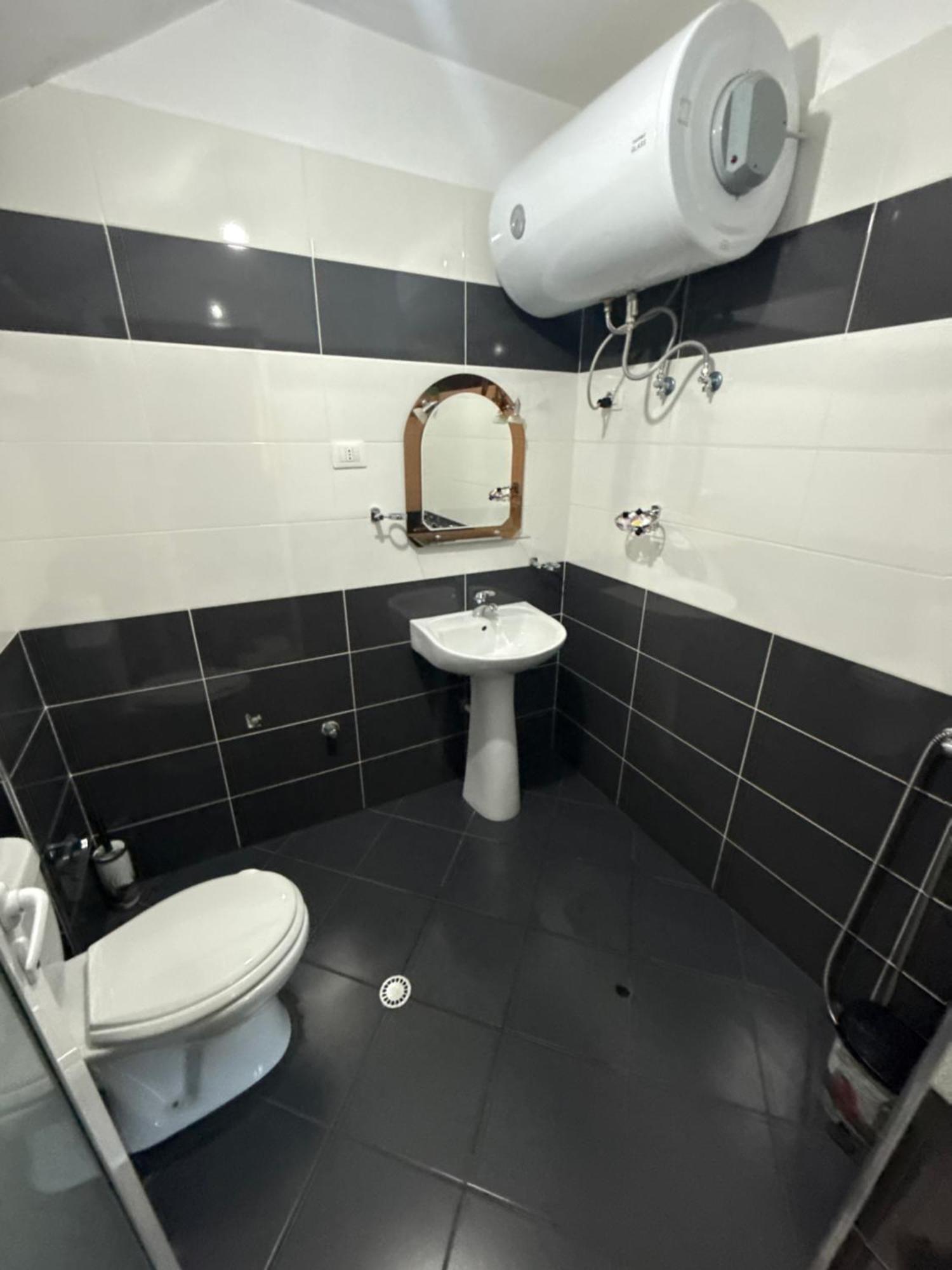 Bar-hotel Irdi 5* Bulqize
